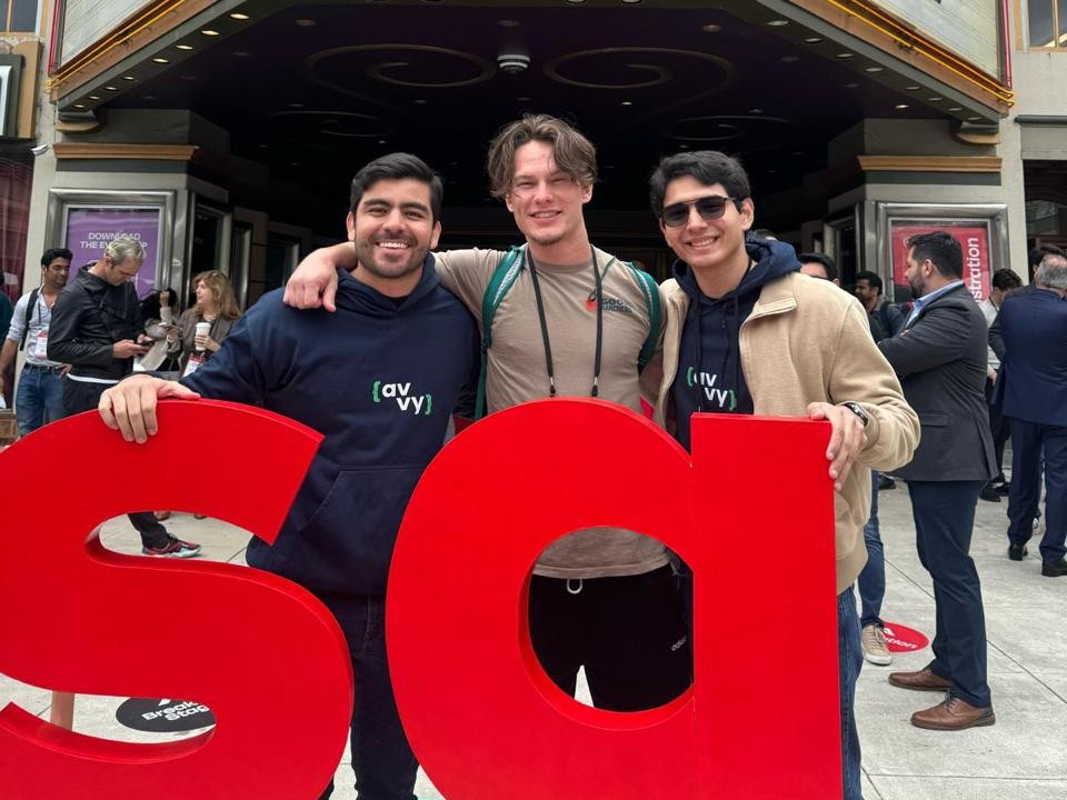 With the Avvy team at Startup Grind Global